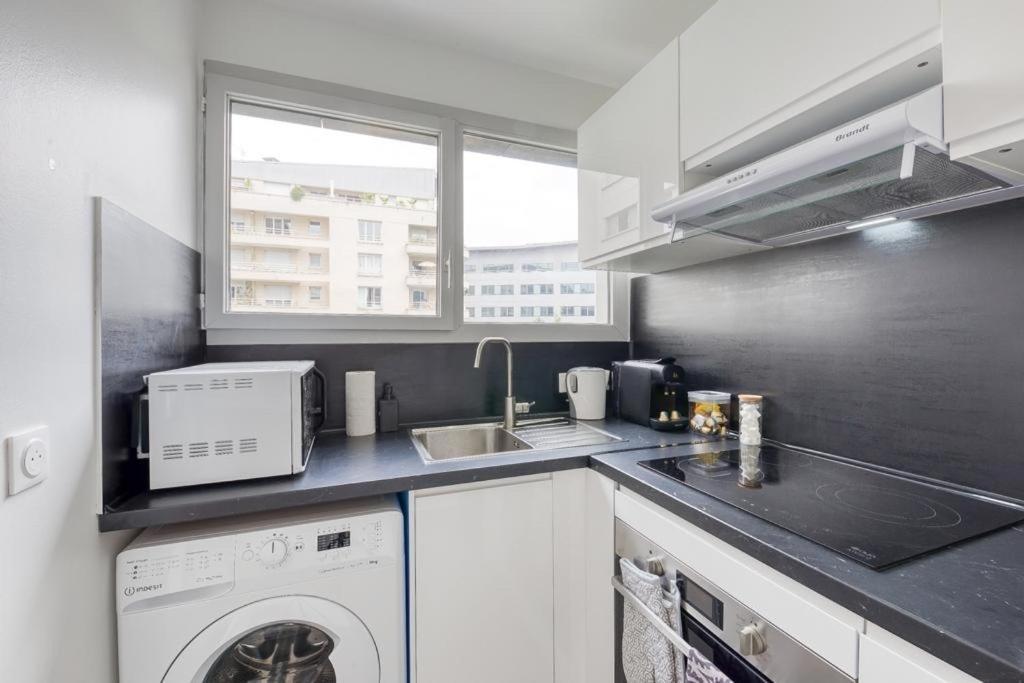 L'Appartement D'Art Et De Lumiere กลีชี ภายนอก รูปภาพ